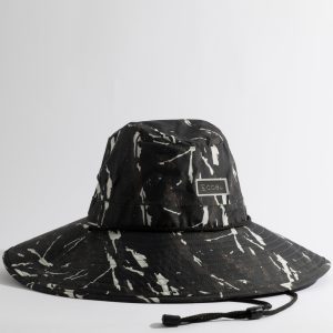 The Stillwater Packable Lifeguard Bucket